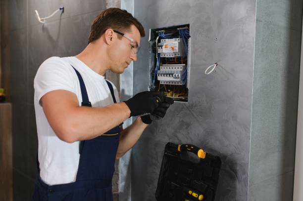 Best Commercial Electrician Services  in Euclid, OH